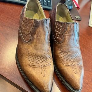 Frye Billy Shootie Ankle Boots- Size 8.5 EUC